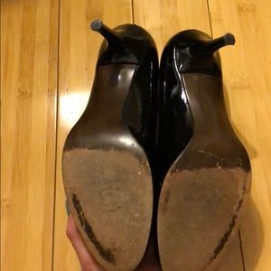 Stuart Weitzman Shoes - Stuart Weitzman - Patent Pumps - Size 8.5 Stuart Weitzman Shoes - Stuart Weitzman - Patent Pumps - Size 8.5